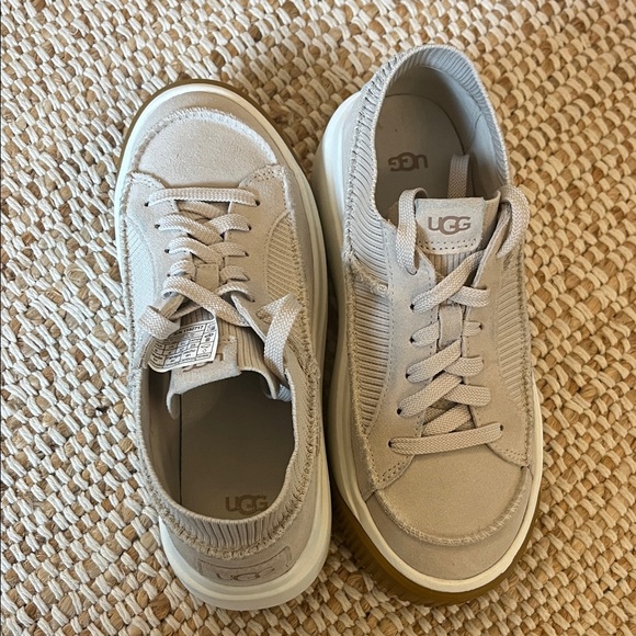 UGG Beige and White Casual Sneakers - Picture 6 of 6